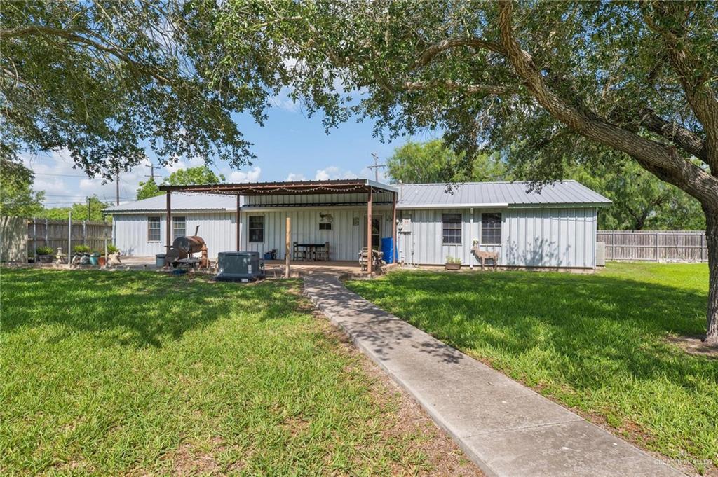 401 South Parker Road La Feria, TX 78559 - Photo 28 of 34