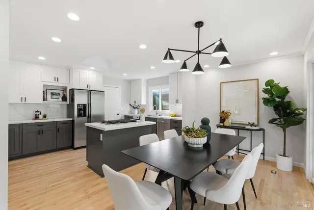 $1,875,000 | 16 Edna Court, Kentfield, CA 94904