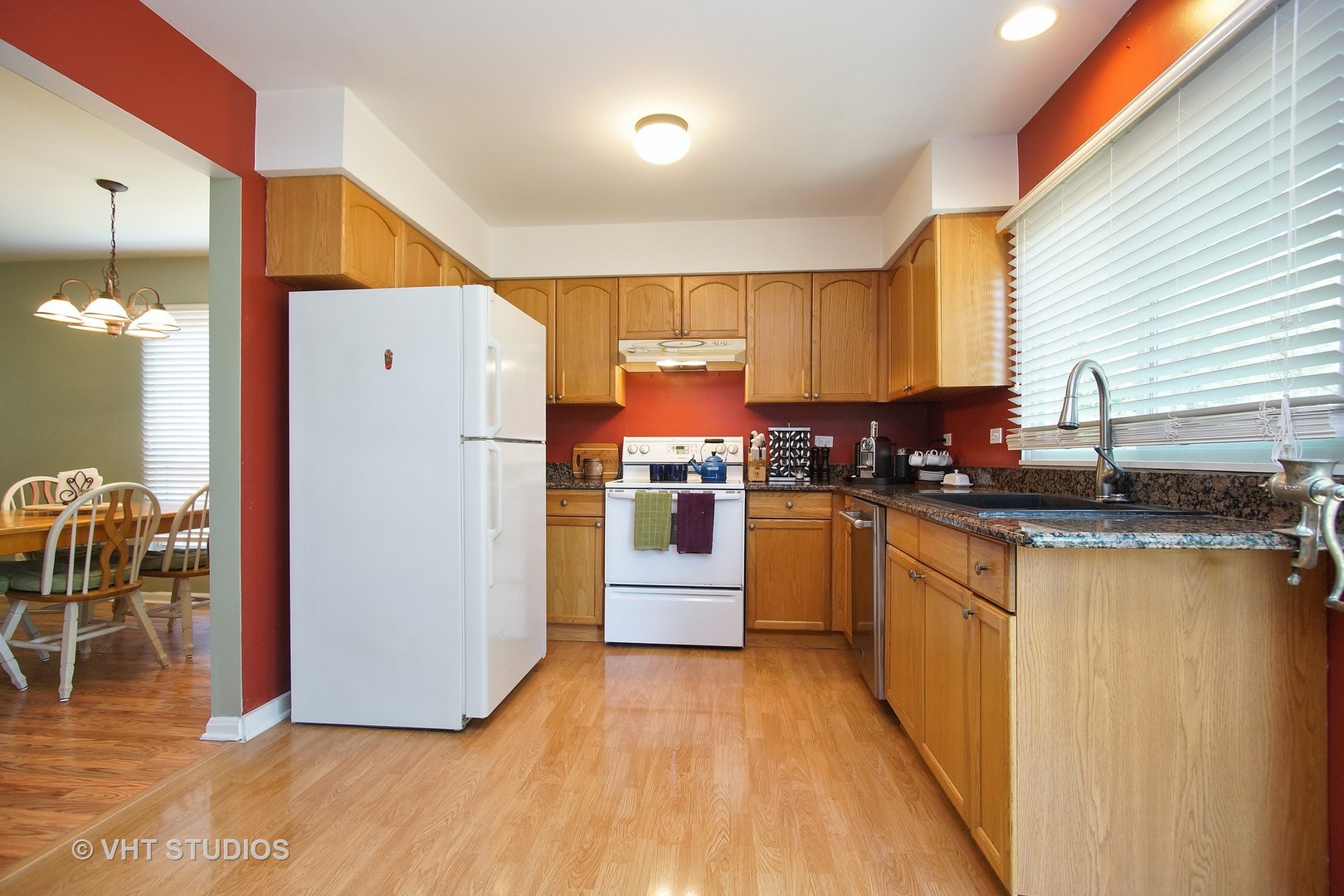 202 East Old Bridge Road Palatine, IL 60067 - Photo 4 of 16