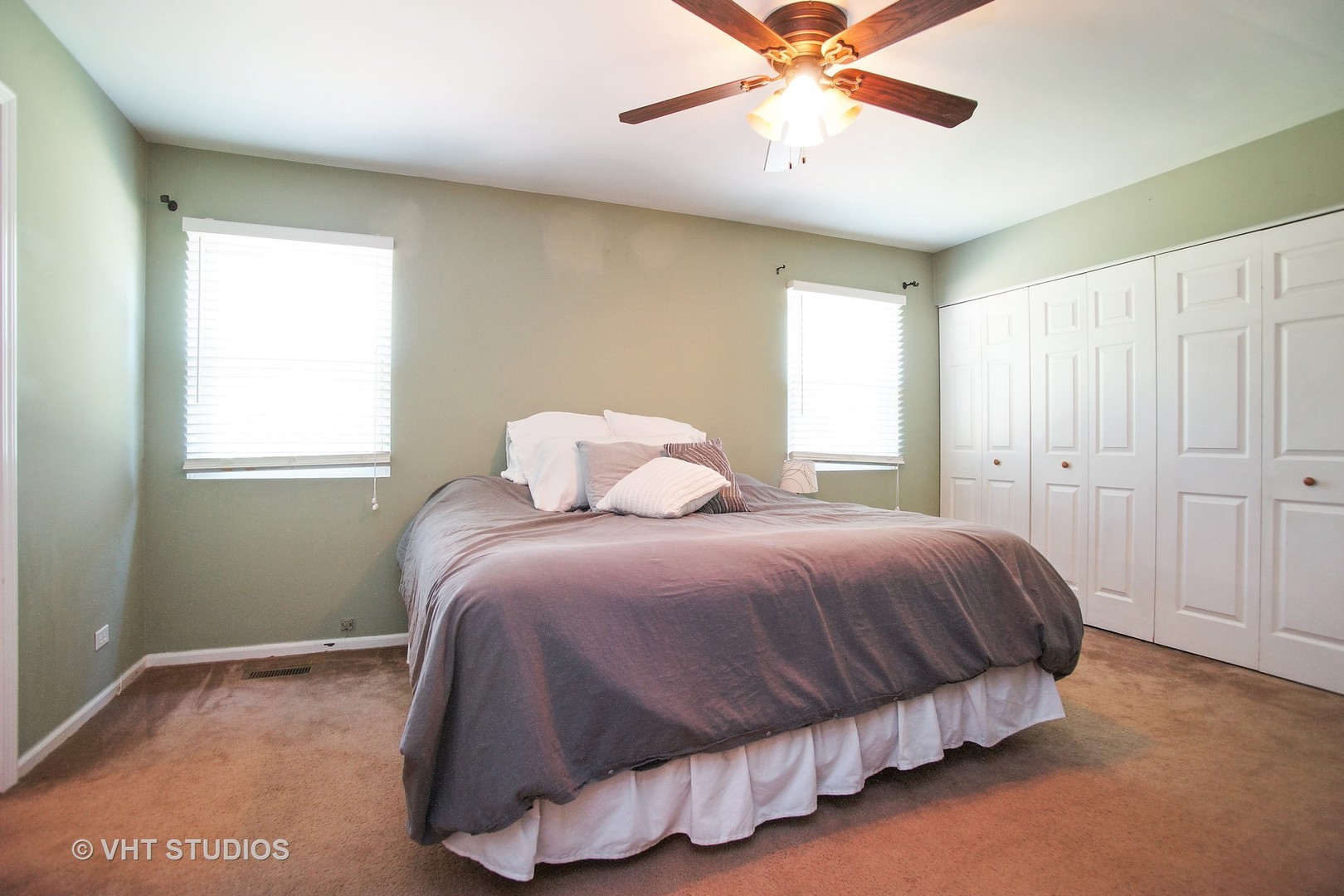 202 East Old Bridge Road Palatine, IL 60067 - Photo 9 of 16