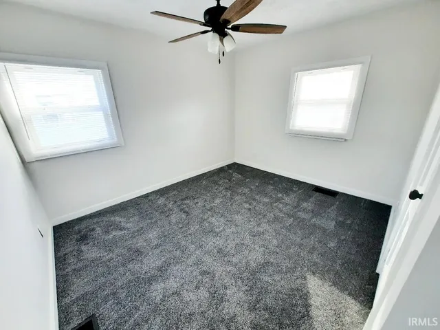 $139,900 | 3221 West Holly Street, Muncie, IN 47304