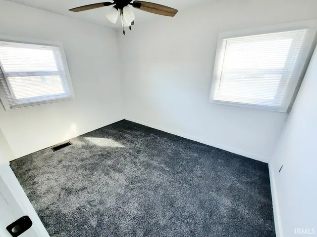 $139,900 | 3221 West Holly Street, Muncie, IN 47304