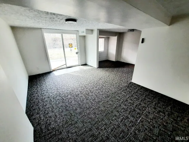 $139,900 | 3221 West Holly Street, Muncie, IN 47304