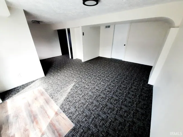 $139,900 | 3221 West Holly Street, Muncie, IN 47304