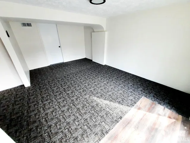 $139,900 | 3221 West Holly Street, Muncie, IN 47304