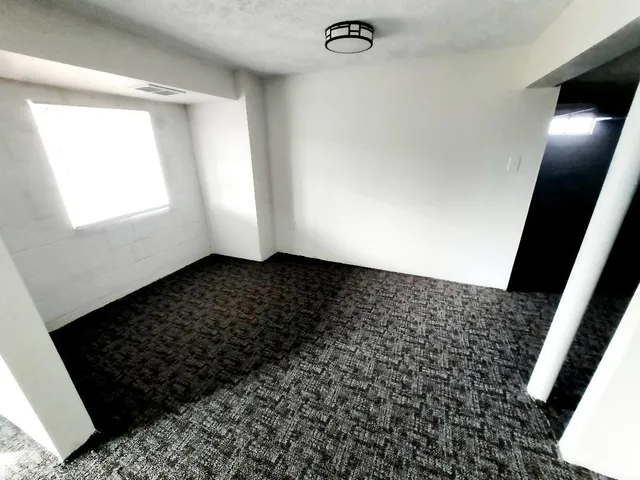 $139,900 | 3221 West Holly Street, Muncie, IN 47304