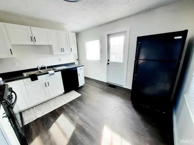 $139,900 | 3221 West Holly Street, Muncie, IN 47304