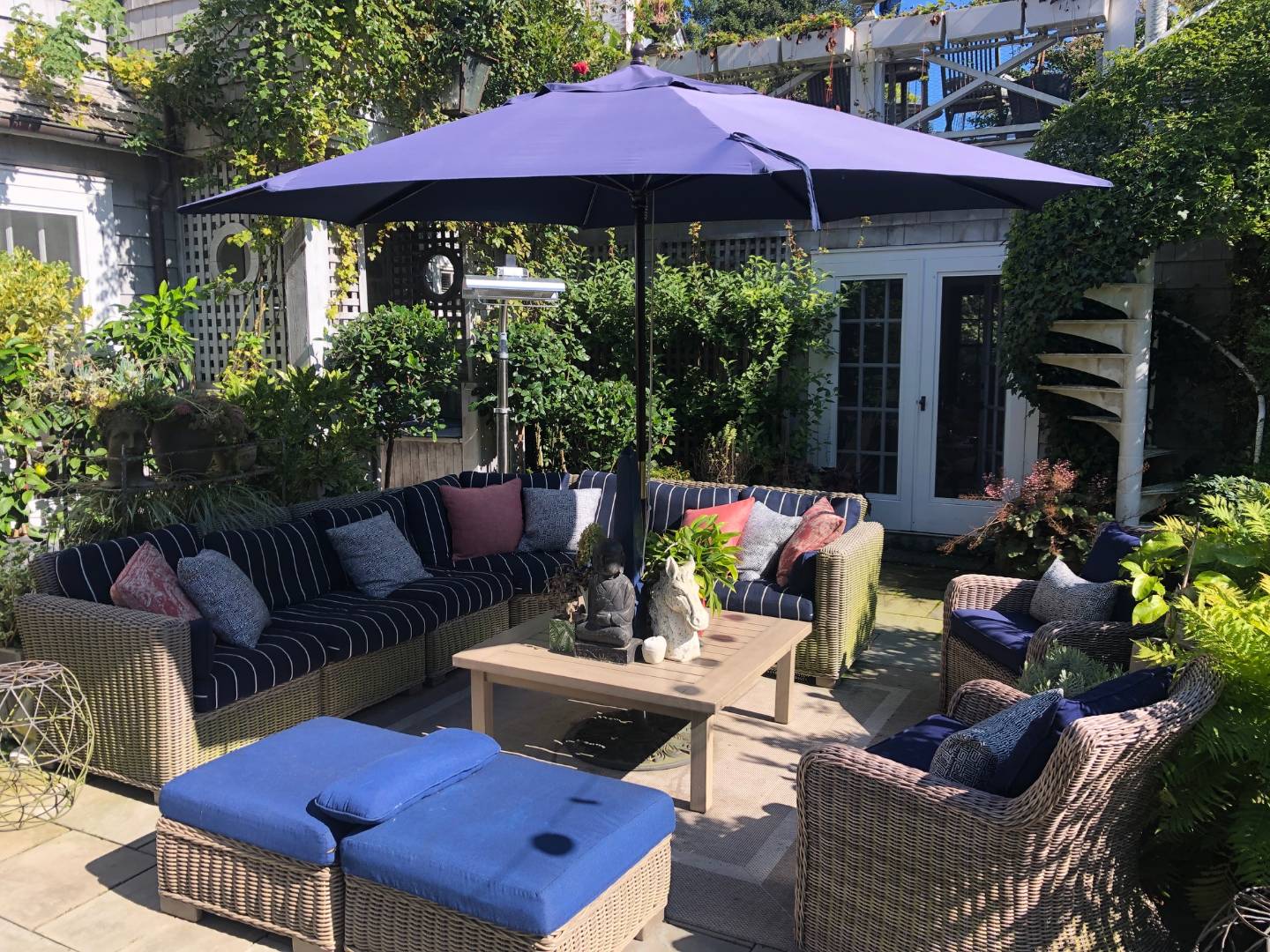 12 Huntington Lane Water Mill, NY 11976 - Photo 17 of 50 a view of a patio filled with furniture