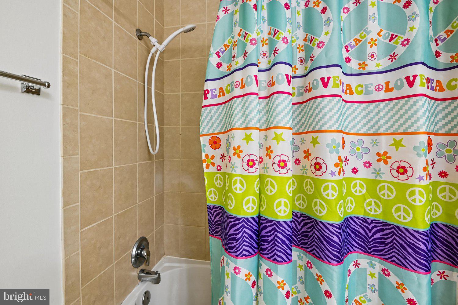 7879 Elizabeth Road Pasadena, MD 21122 - Photo 29 of 36 Bath