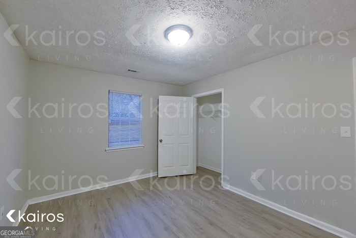 100 Deer Parkway Athens, GA 30605 - Photo 11 of 22 a view of an empty room