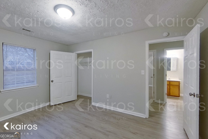 100 Deer Parkway Athens, GA 30605 - Photo 12 of 22 a view of an empty room