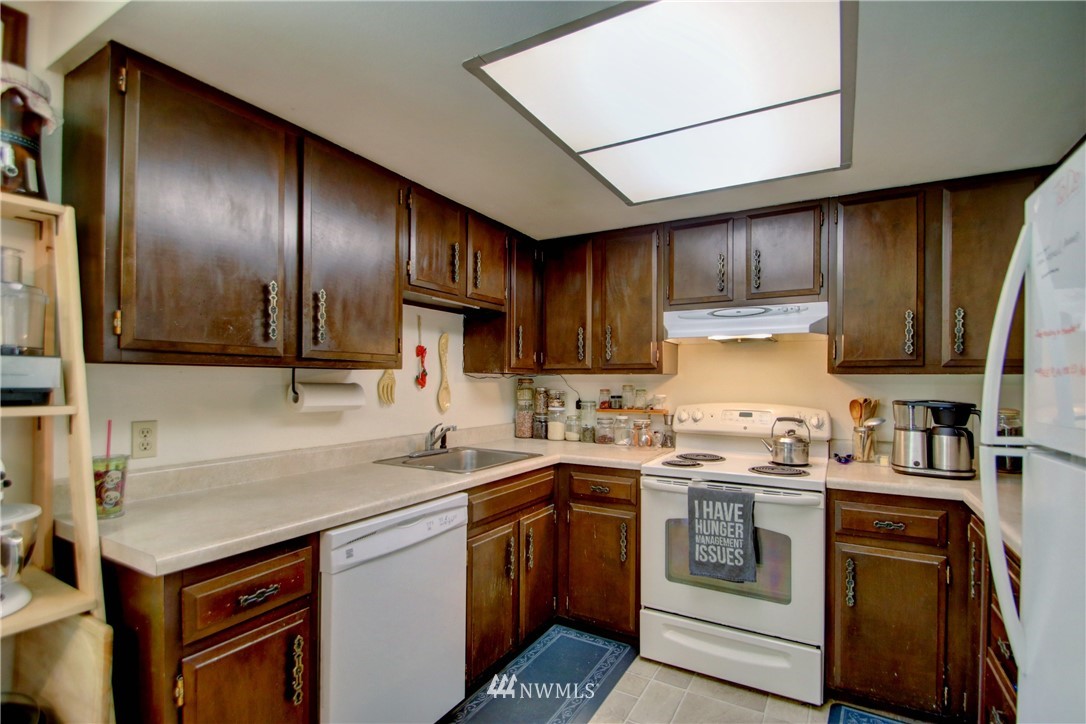 308 Gardner Road Burlington, WA 98233 - Photo 6 of 23 Gallery Image 6