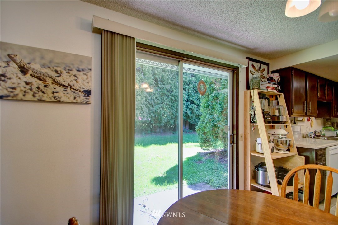 308 Gardner Road Burlington, WA 98233 - Photo 8 of 23 Gallery Image 8