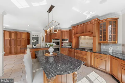 $2,195,000 | 365 Arbor Circle, Media, PA 19063