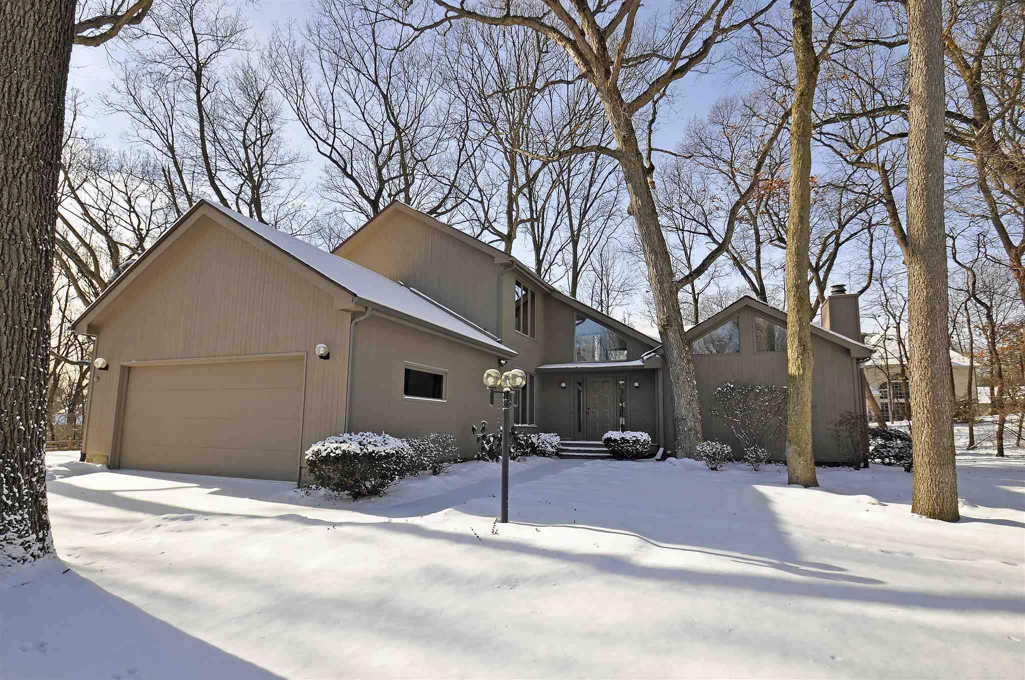 52145 Farmington Square Road Granger, IN 46530 - Photo 2 of 36 Gallery Image 2