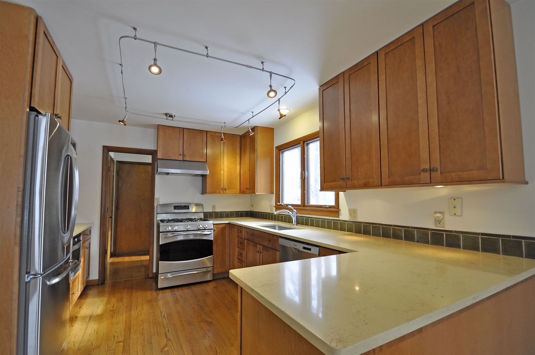 52145 Farmington Square Road Granger, IN 46530 - Photo 11 of 36 Gallery Image 11