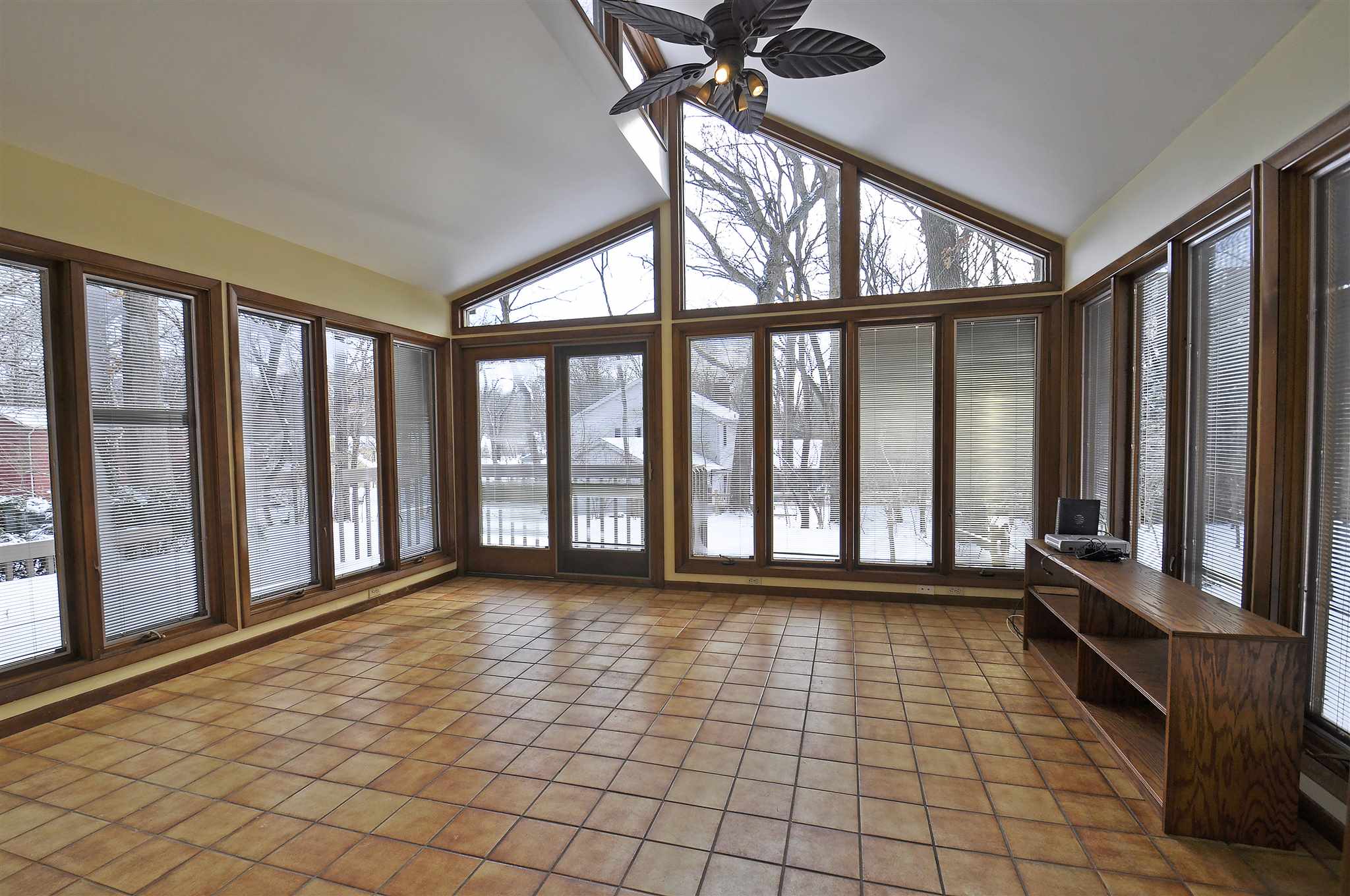 52145 Farmington Square Road Granger, IN 46530 - Photo 16 of 36 Gallery Image 16