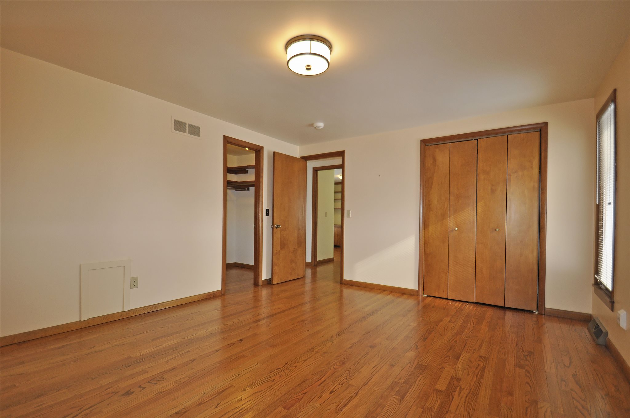 52145 Farmington Square Road Granger, IN 46530 - Photo 22 of 36 Gallery Image 22