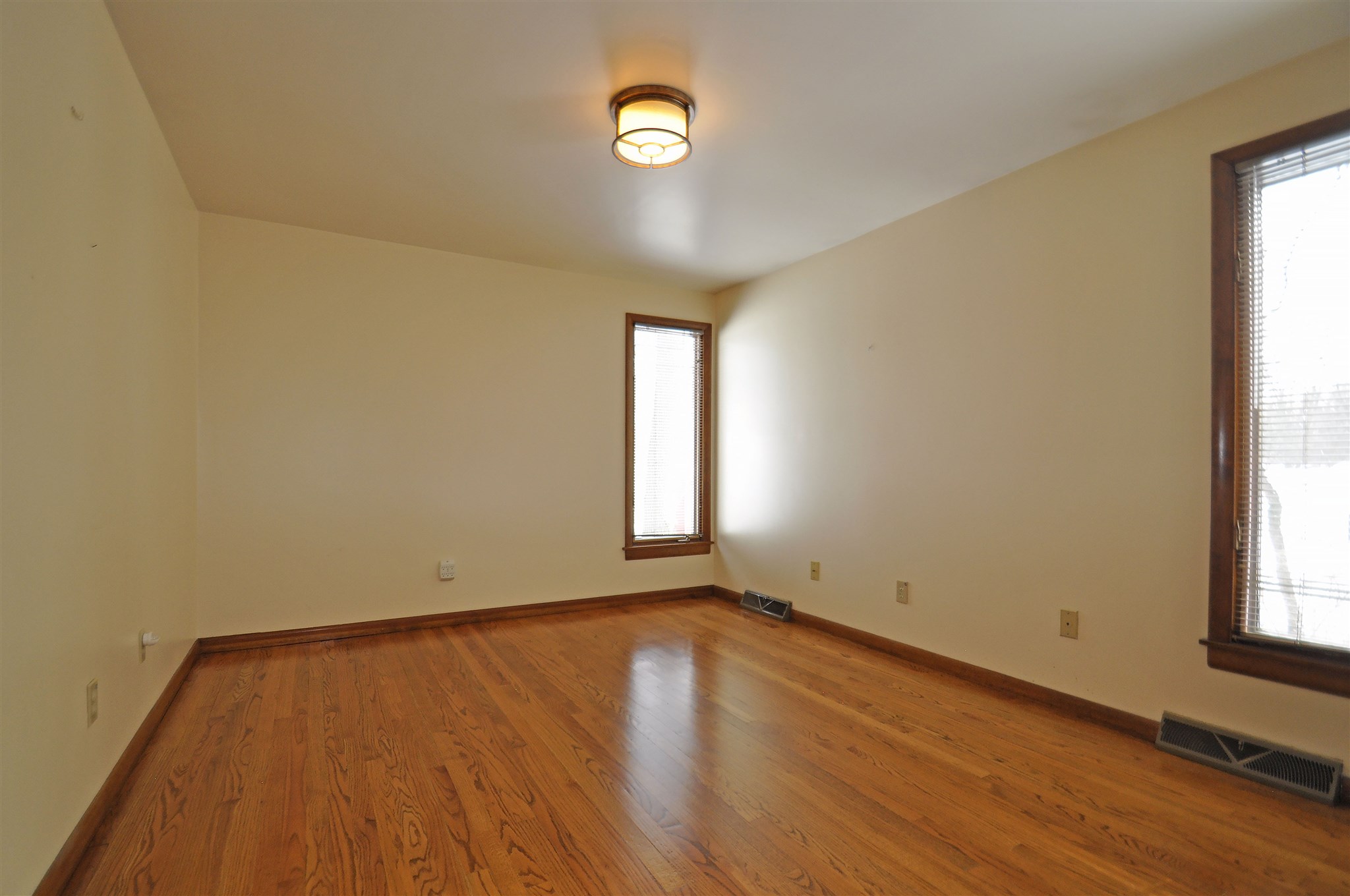 52145 Farmington Square Road Granger, IN 46530 - Photo 29 of 36 Gallery Image 29