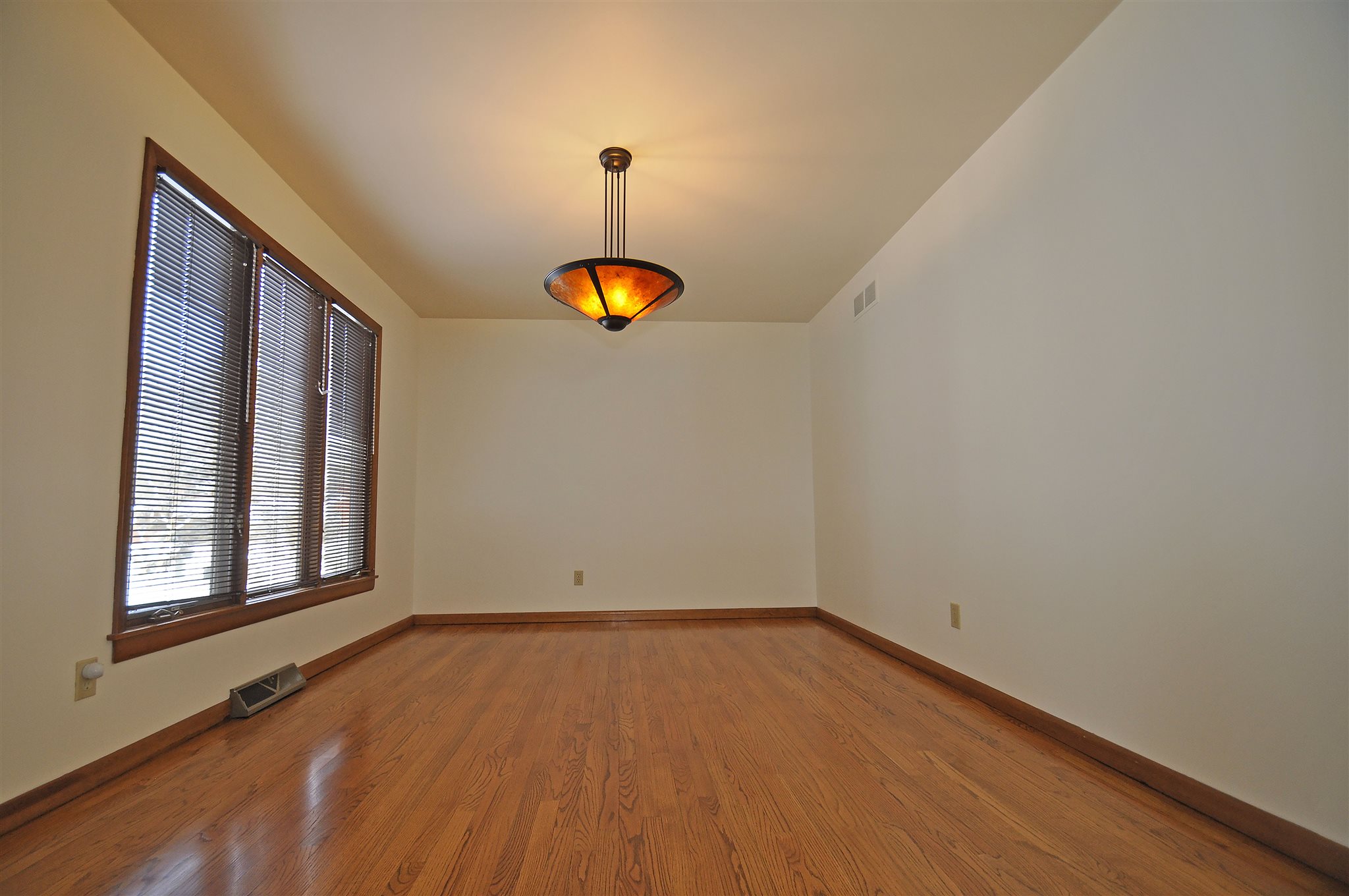 52145 Farmington Square Road Granger, IN 46530 - Photo 9 of 36 Gallery Image 9