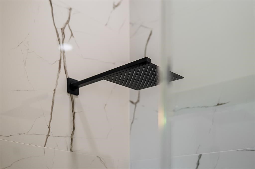 3620 Lehall Street Houston, TX 77021 - Photo 26 of 32 a close view of shower tap