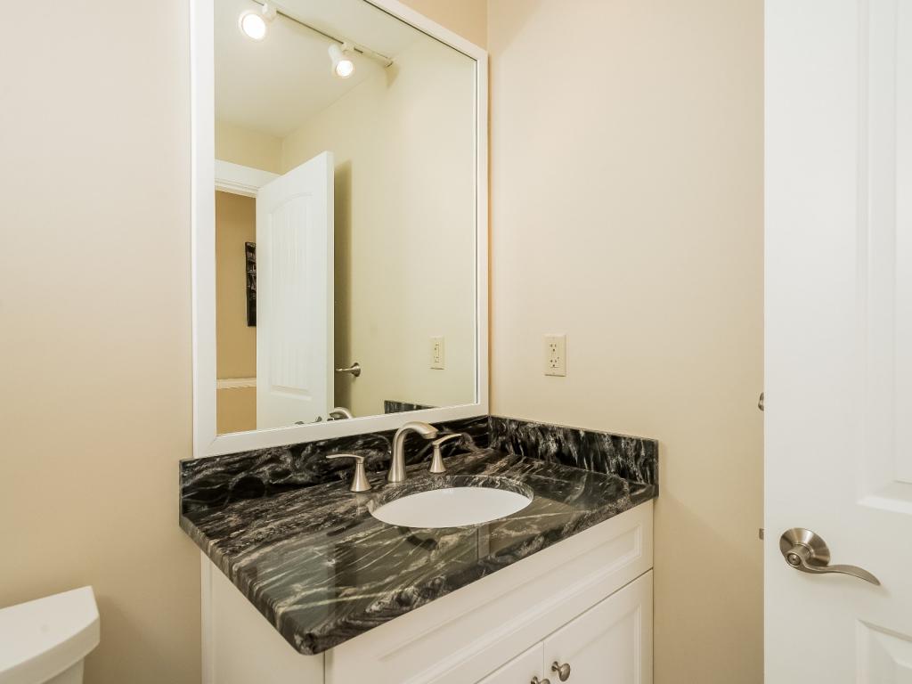 38 Perkins Cove Road, Unit 2 Ogunquit, ME 03907 - Photo 20 of 35 Gallery Image 20