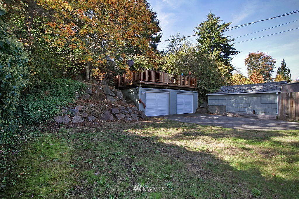 7147 29th Avenue Southwest Seattle, WA 98126 - Photo 13 of 15