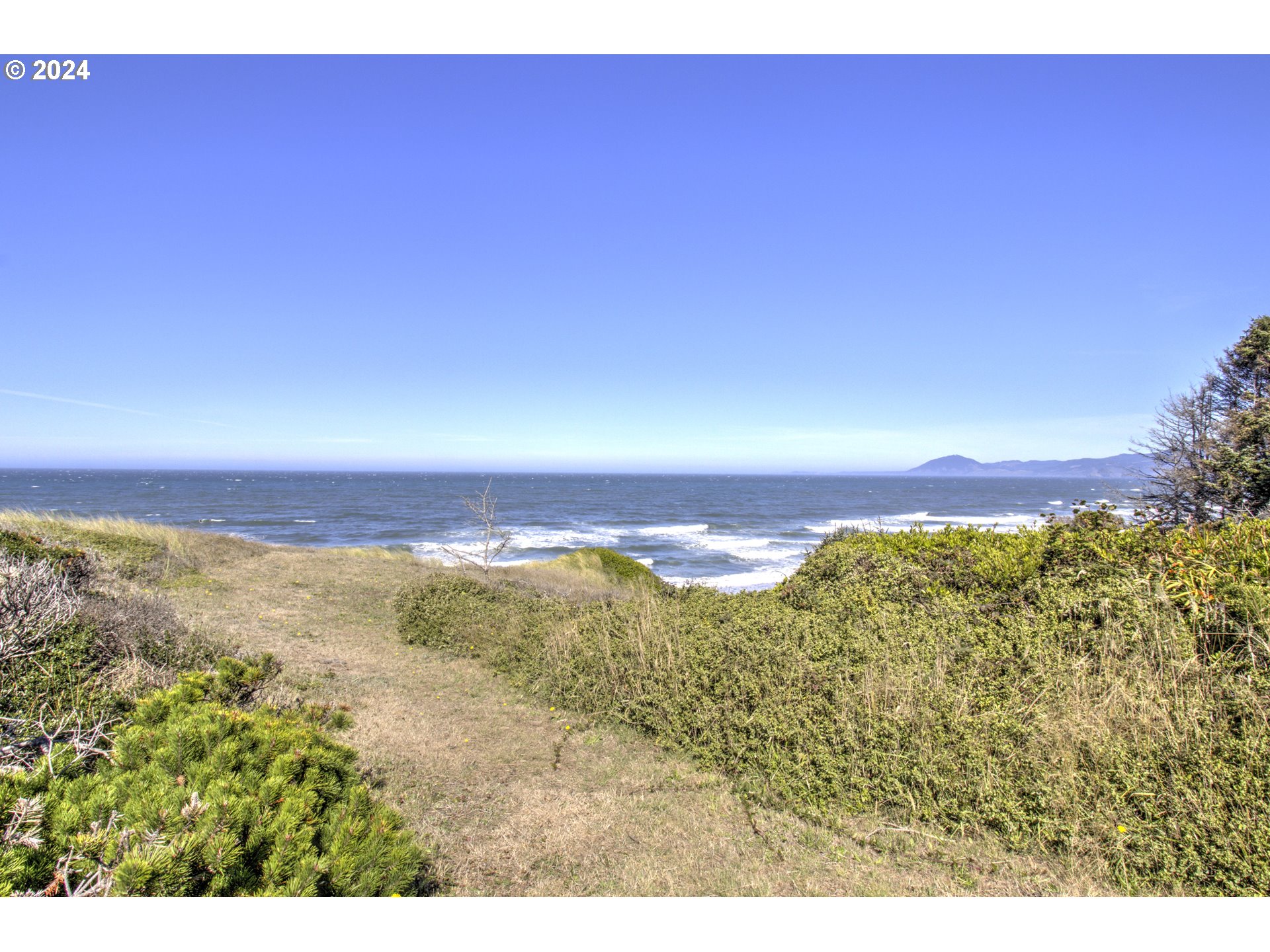 32782 Kilgore Road Gold Beach, OR 97444 - Photo 36 of 47 View