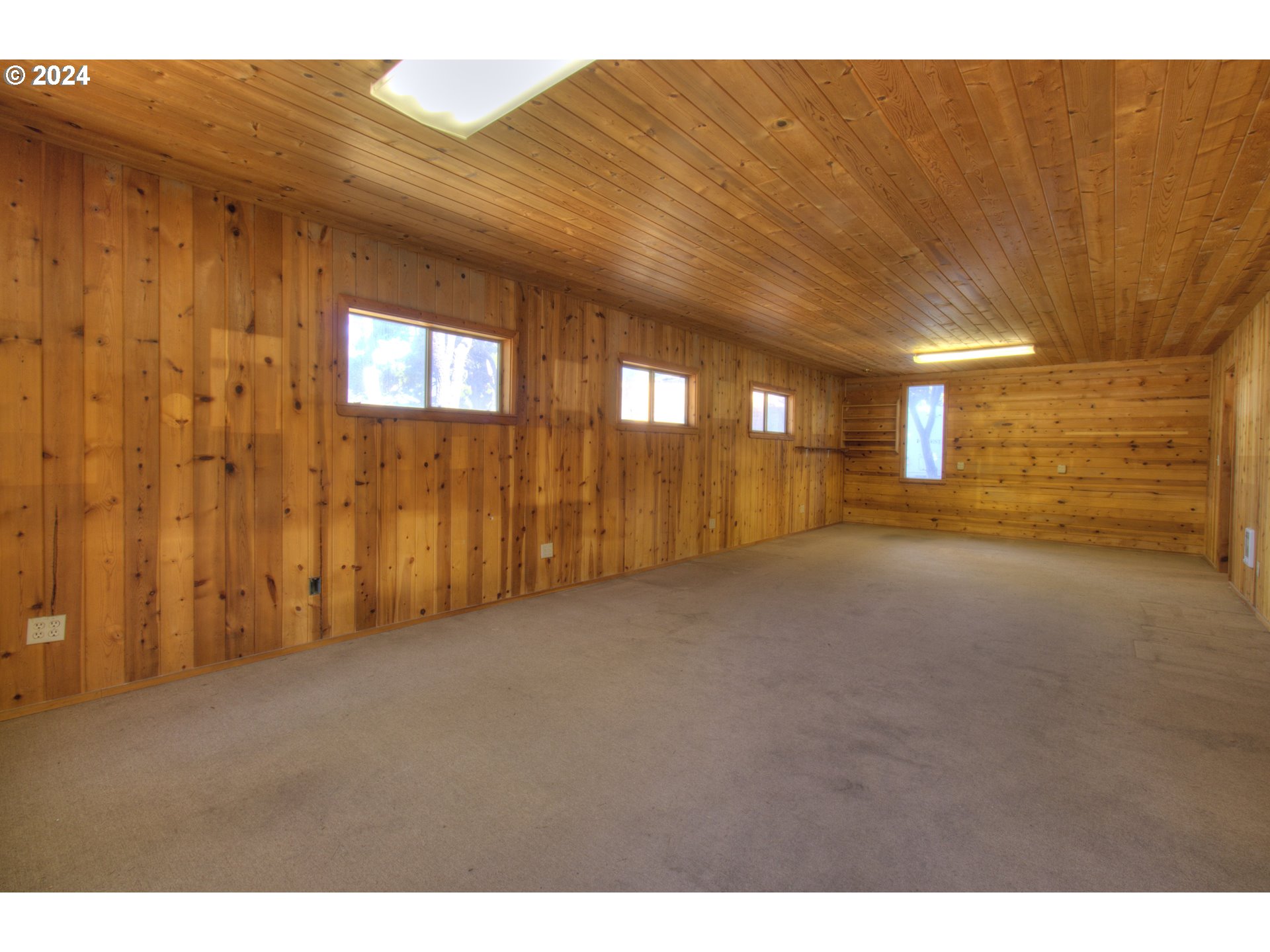 32782 Kilgore Road Gold Beach, OR 97444 - Photo 40 of 47 Den/Office