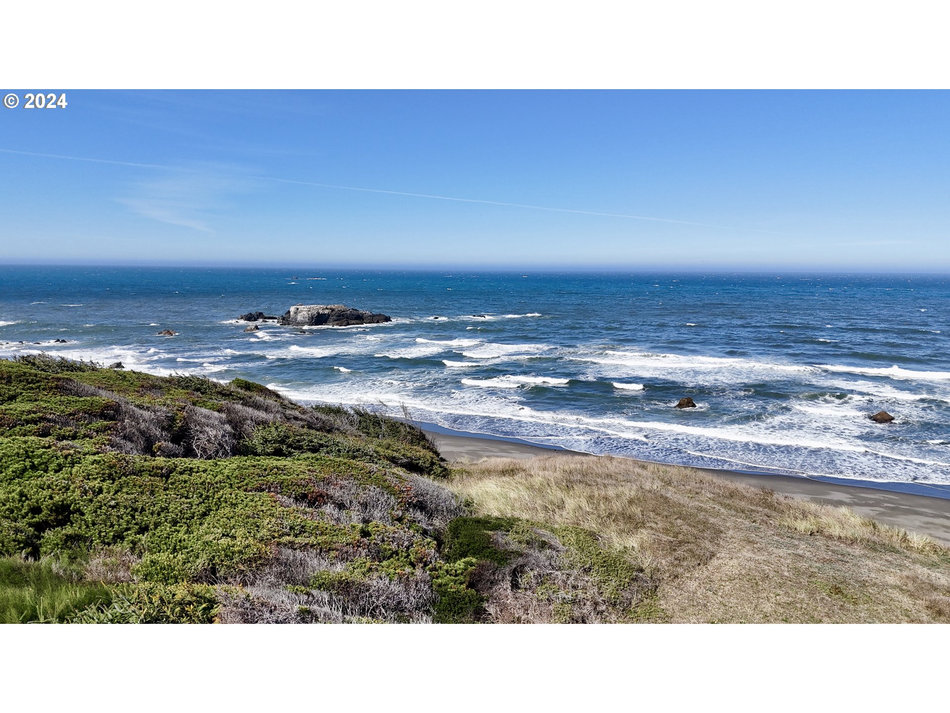 32782 Kilgore Road Gold Beach, OR 97444 - Photo 4 of 47 View