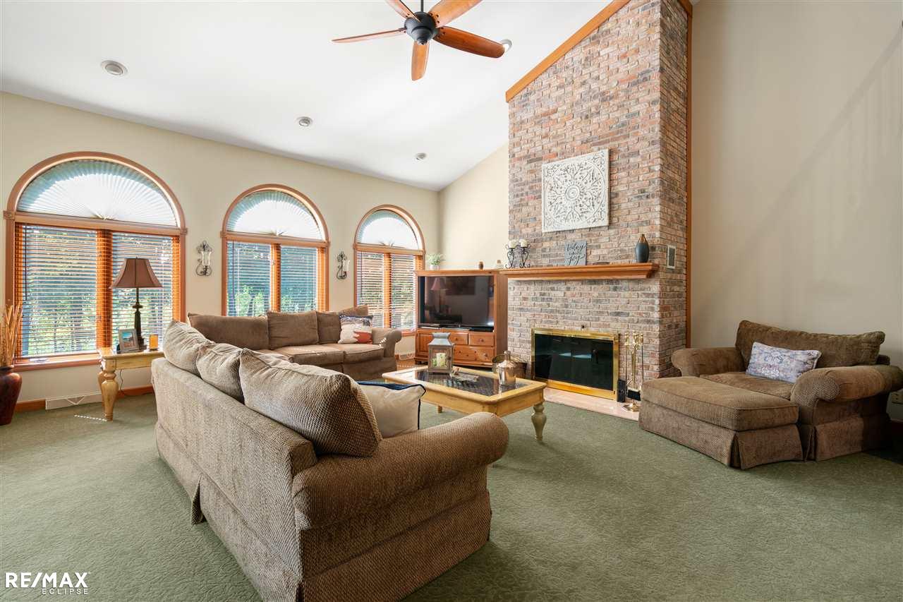 10215 Perry Lake Road Clarkston, MI 48348 - Photo 12 of 72