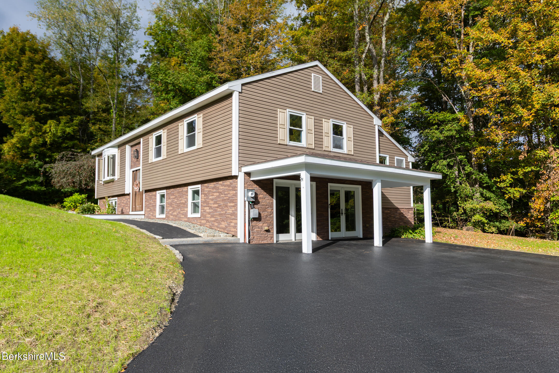 818 Partridge Road Lanesborough, MA 01237 - Photo 1 of 50 Street View