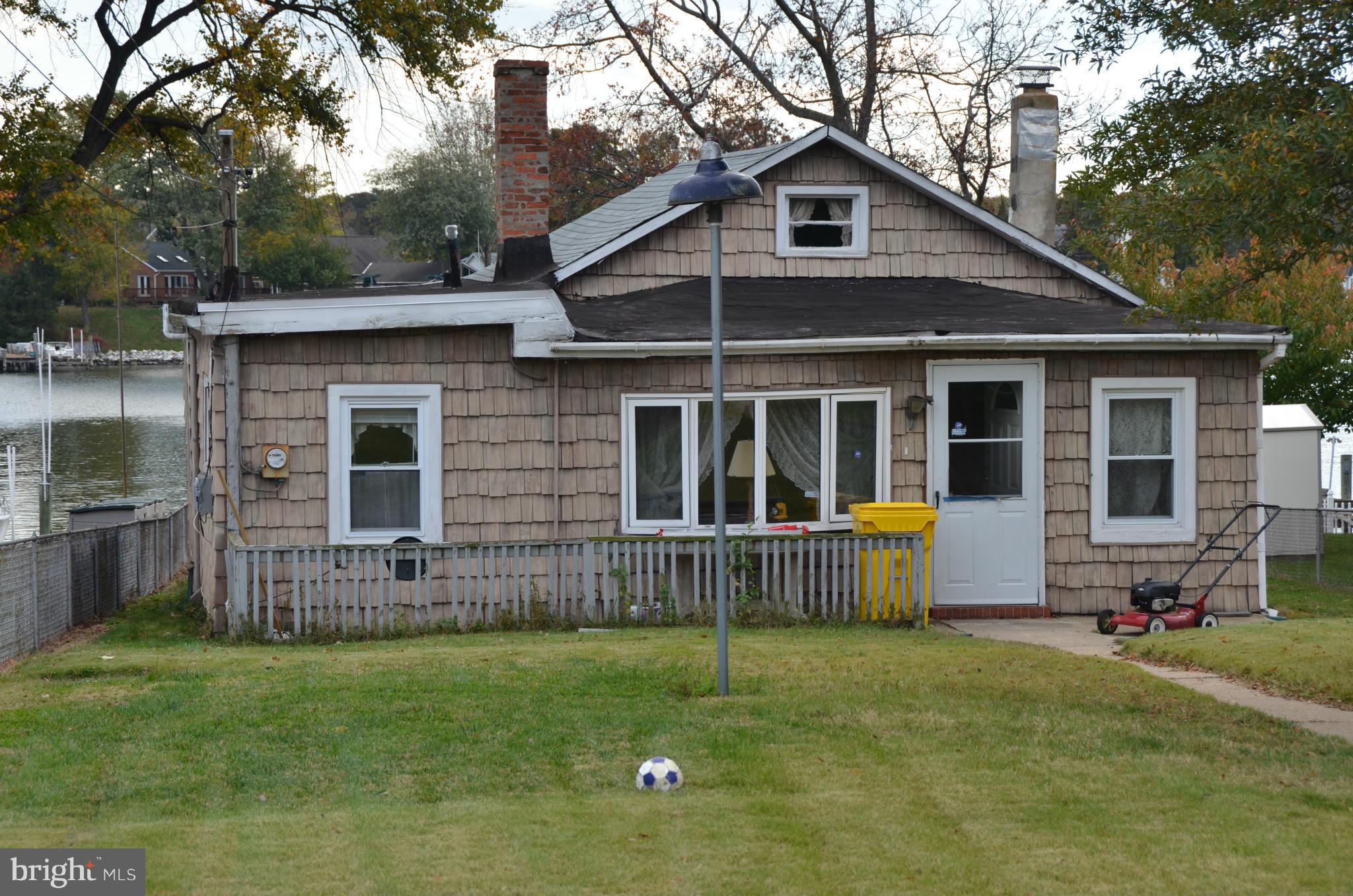 132 Bar Harbor Road Pasadena, MD 21122 - Photo 10 of 30 Exterior (Front)
