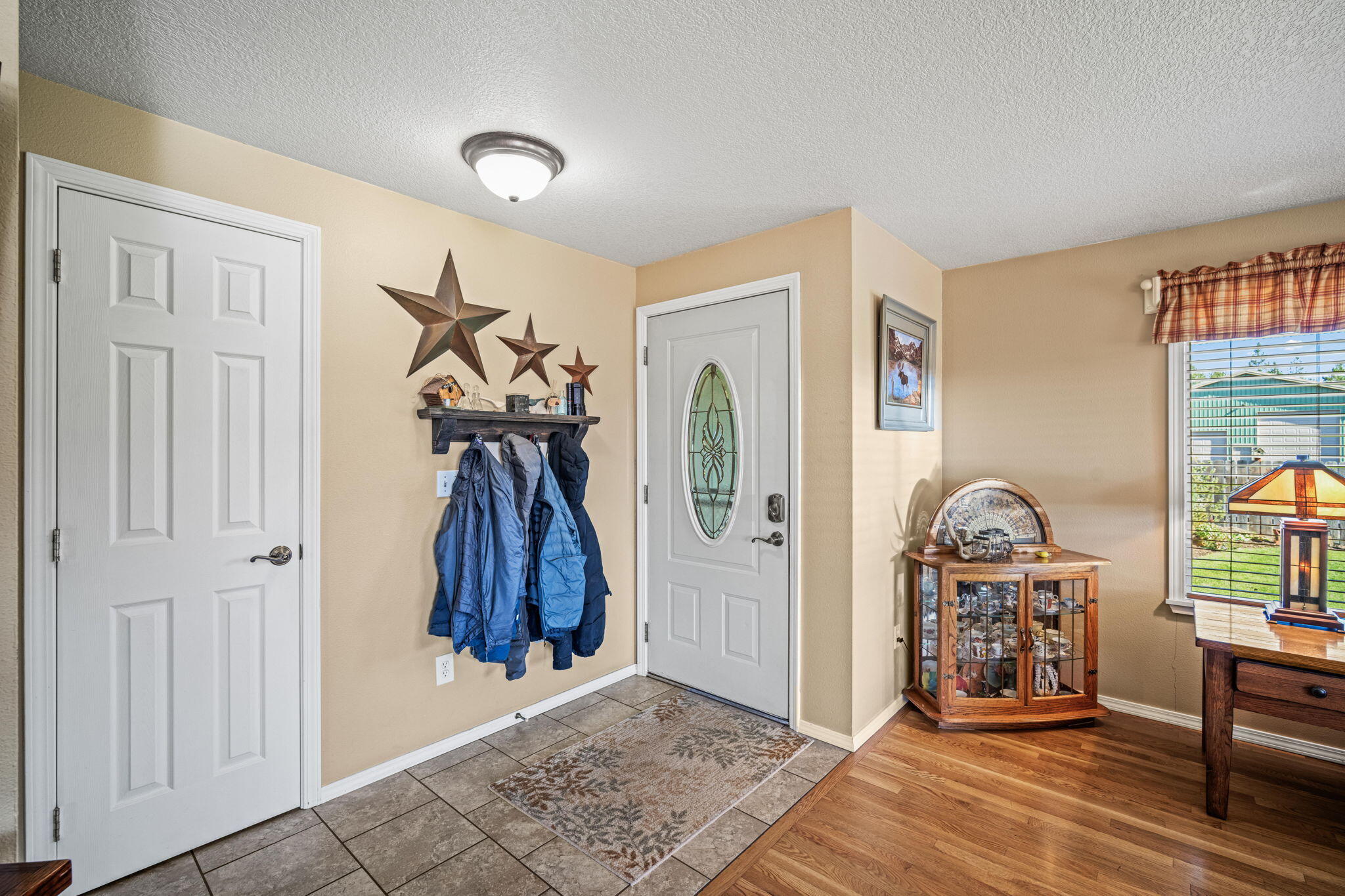 16255 Paulina View Road La Pine, OR 97739 - Photo 16 of 71 5-web-or-mls-16255 Paulina View-05
