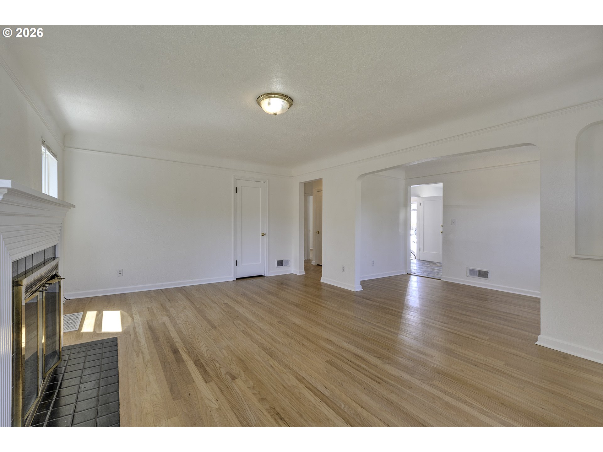 4768 North Yale Street Portland, OR 97203 - Photo 3 of 31