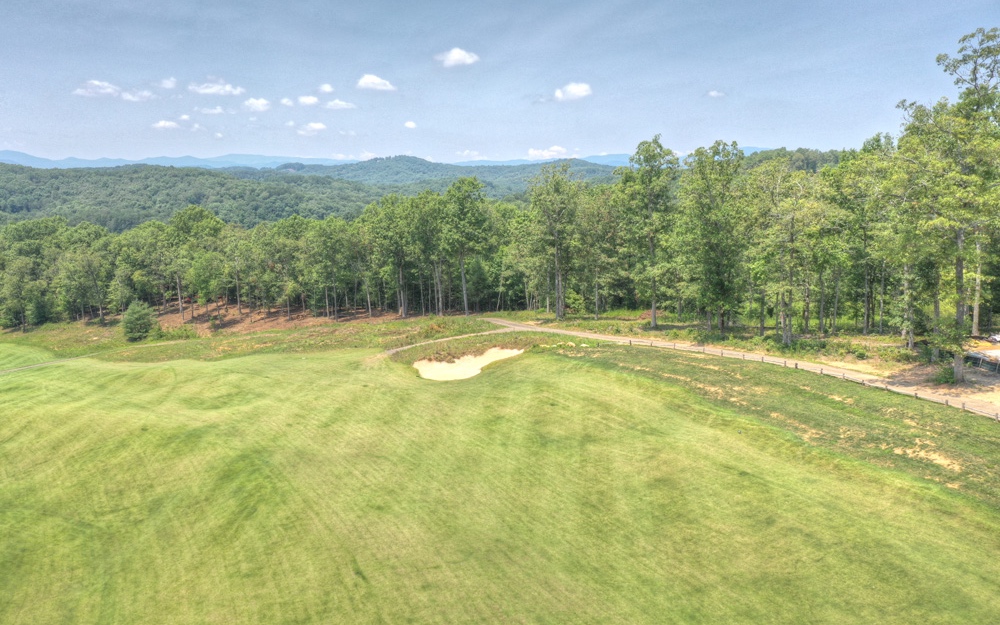 88 Fallen Leaf Road Highlands, NC 28741 - Photo 1 of 4 Main View