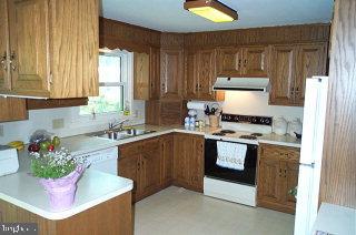 1657 Glenn Road Lancaster, PA 17601 - Photo 5 of 5 Gallery Image 5