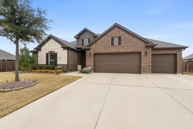 $490,000 | 2611 Alden Lane, Mansfield, TX 76084