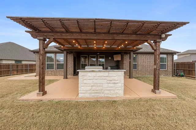 $490,000 | 2611 Alden Lane, Mansfield, TX 76084
