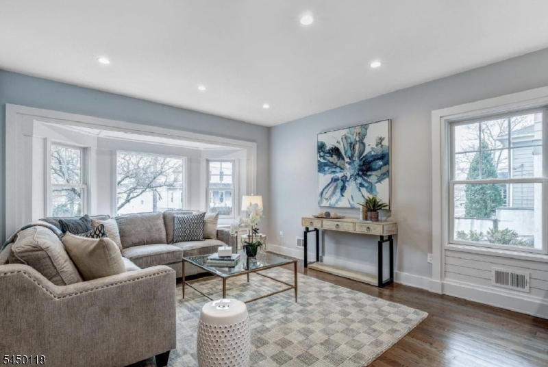 35 Spring Street, Unit B Millburn, NJ 07041 - Photo 5 of 9