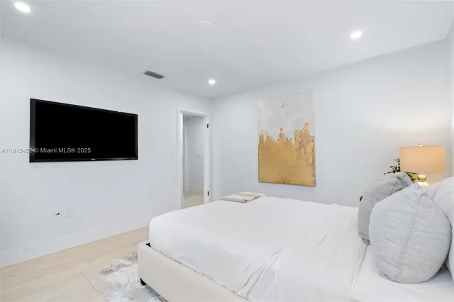 $2,575,000 | 6900 Southwest 136th Street, Palmetto Bay, FL 33156