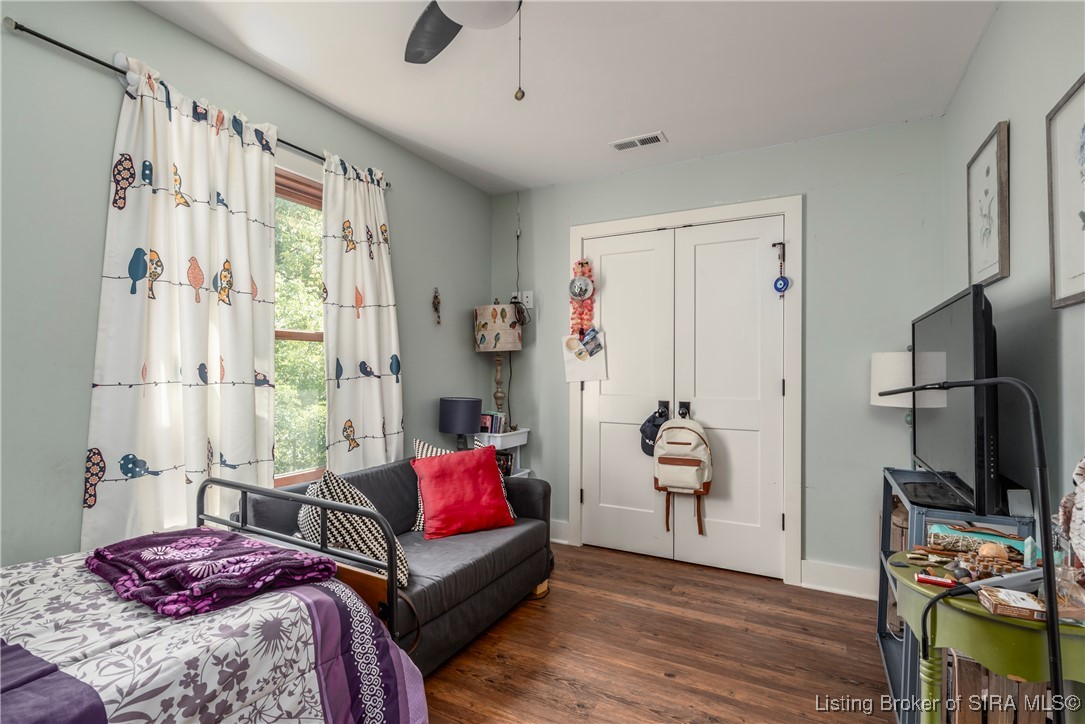 211 Spickert Knob Road New Albany, IN 47150 - Photo 6 of 71 Gallery Image 6