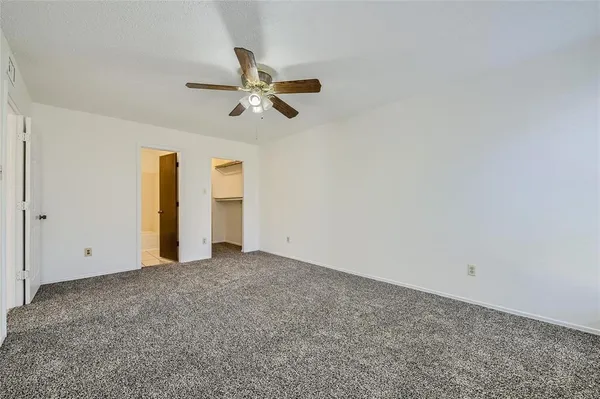 $2,600 | 2200 Sequoia Lane, Bedford, TX 76021