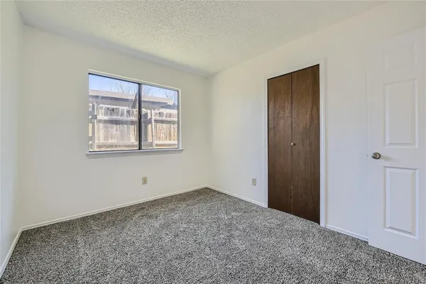 $2,600 | 2200 Sequoia Lane, Bedford, TX 76021