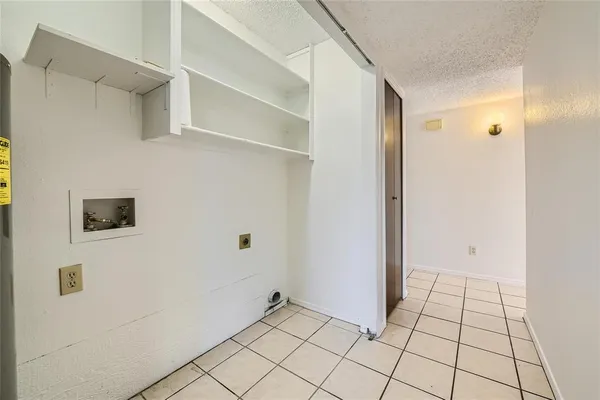 $2,600 | 2200 Sequoia Lane, Bedford, TX 76021