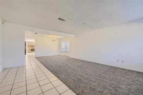 $2,600 | 2200 Sequoia Lane, Bedford, TX 76021