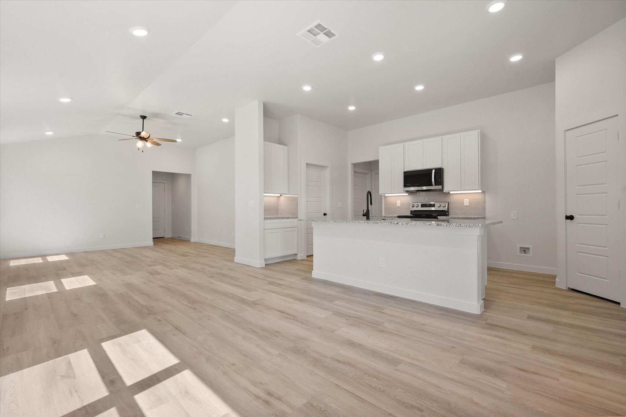 2603 Hall Avenue Lubbock, TX 79407 - Photo 8 of 22 08-2603 Hall_0457