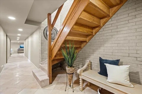 $1,245,000 | 431 Maplewood Drive, Barrington, IL 60010