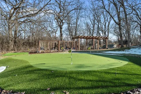 $1,245,000 | 431 Maplewood Drive, Barrington, IL 60010