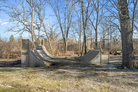 $1,245,000 | 431 Maplewood Drive, Barrington, IL 60010